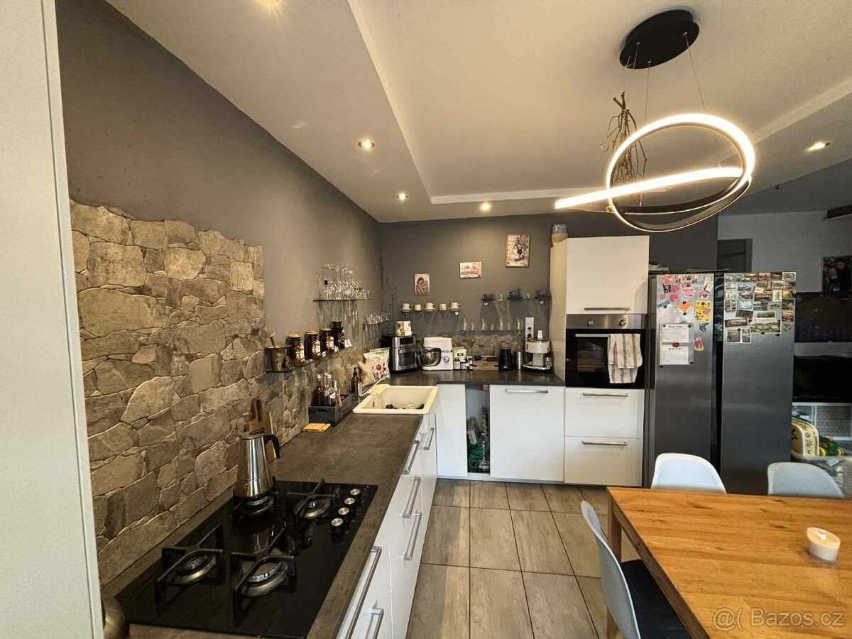 Prodej byt - Bykoš, 267 01