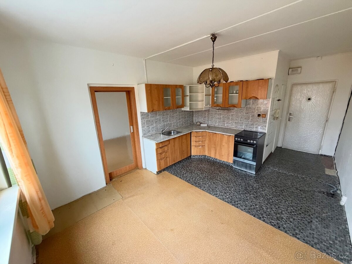 Prodej byt - Chomutov, 430 01, 36 m² - 2