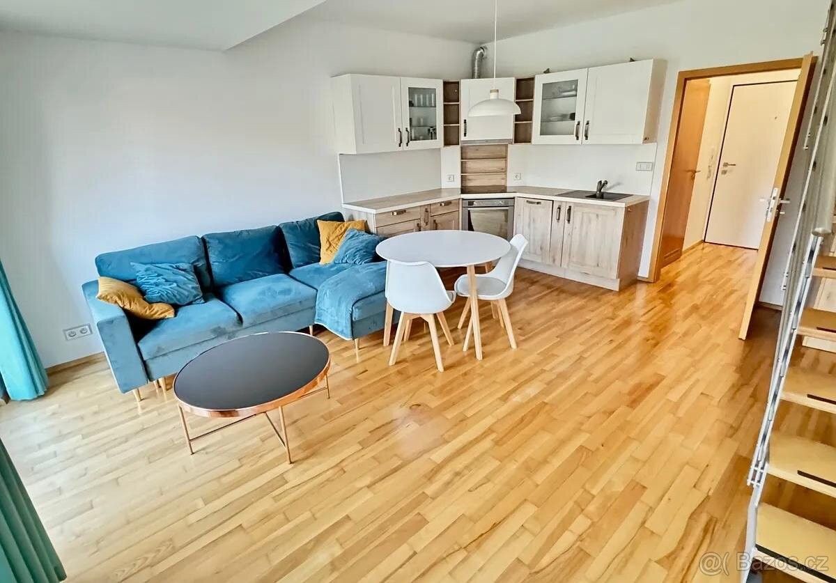 Prodej byt - Praha, 180 00