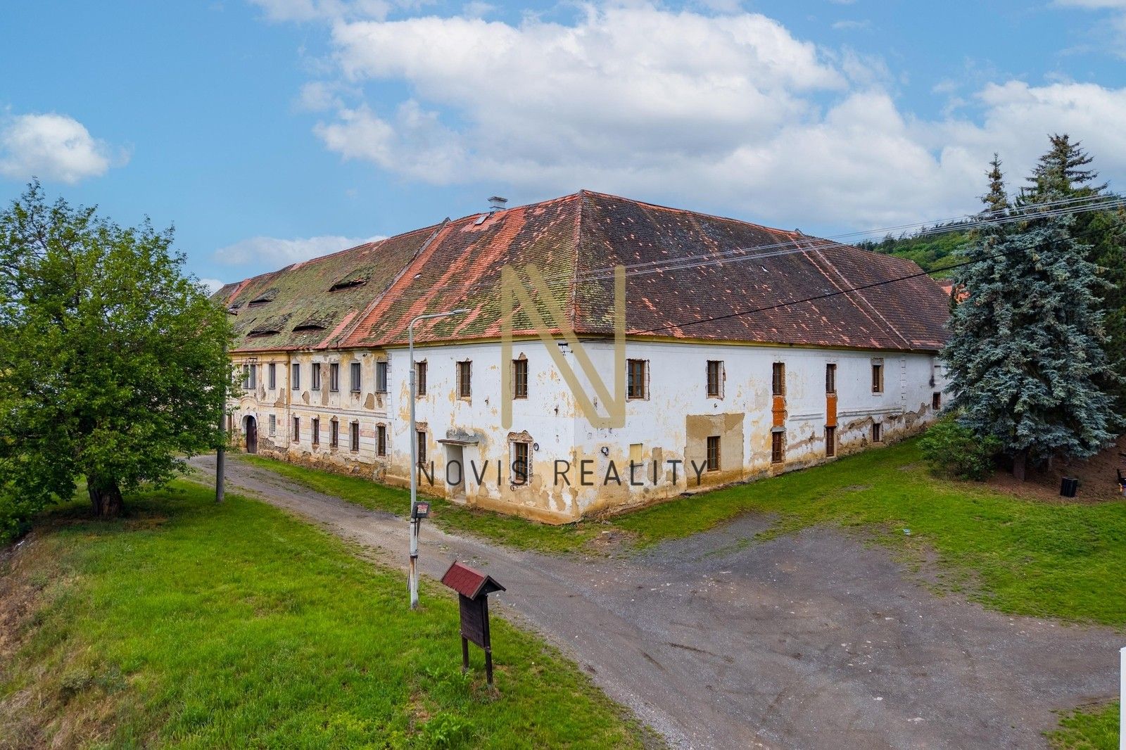 Zemědělské usedlosti, Červené Poříčí, 1 400 m² - 1
