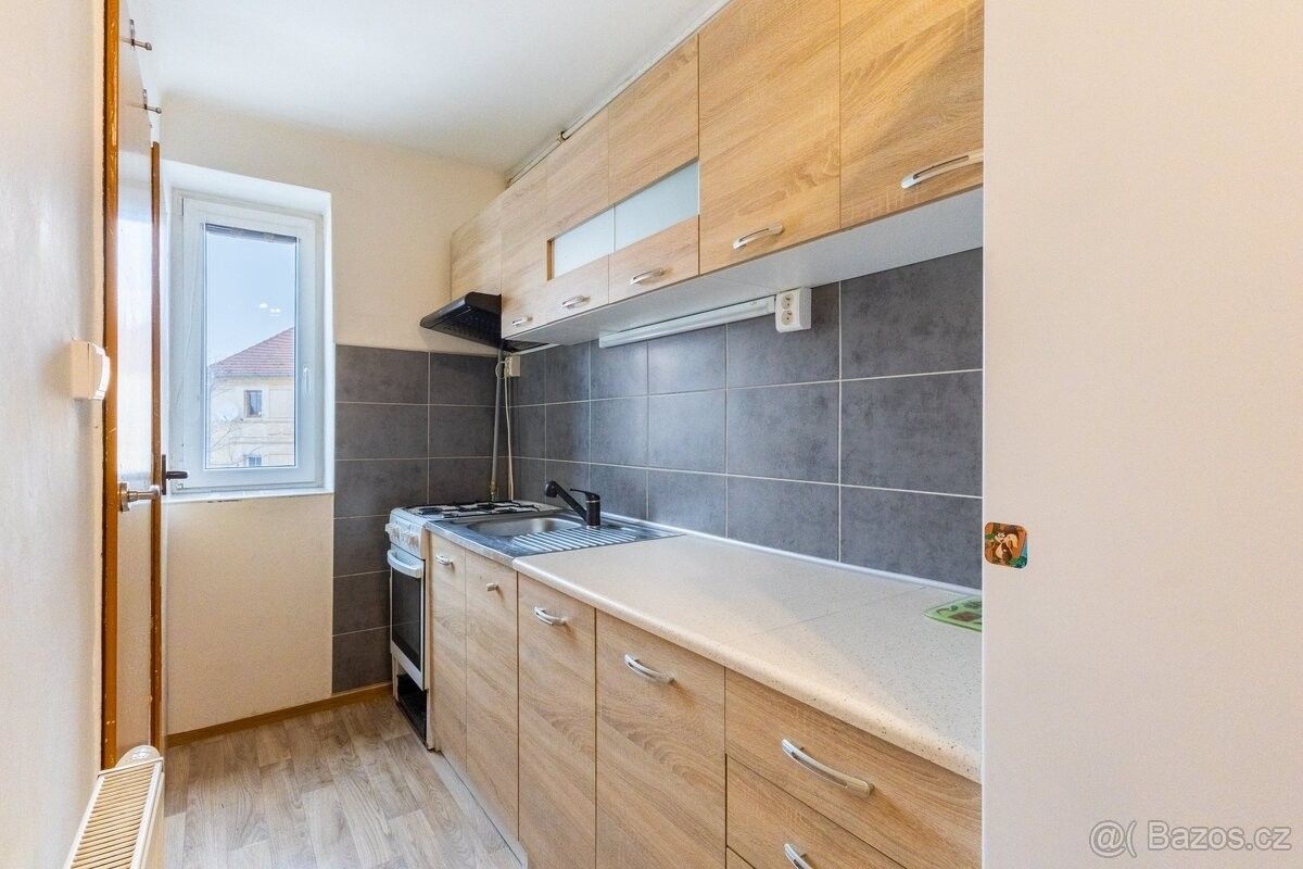 Prodej byt - Dobřany, 334 41