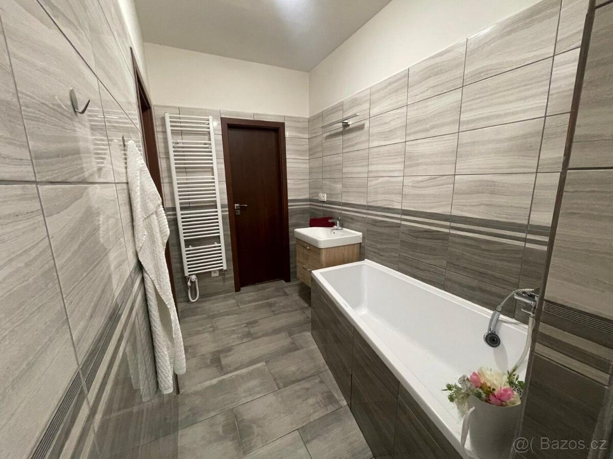 Byty, Trutnov, 541 01