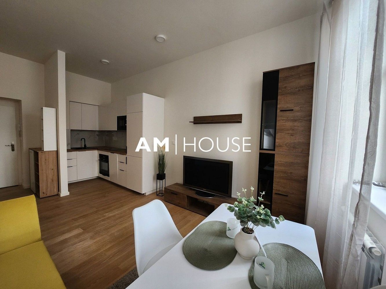 Pronájem byt 2+kk - Prokopka, Praha 9 - Vysočany, 40 m² - 2