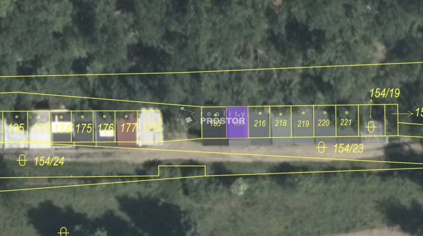 Garáž · 23 m² · Solenice - 4