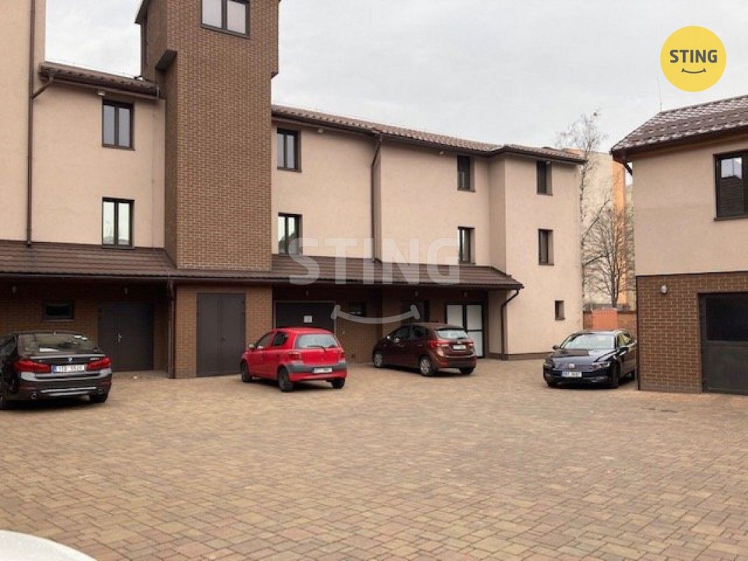 Sklady, Ostravská, Český Těšín, okres Karviná, 230 m² - 2
