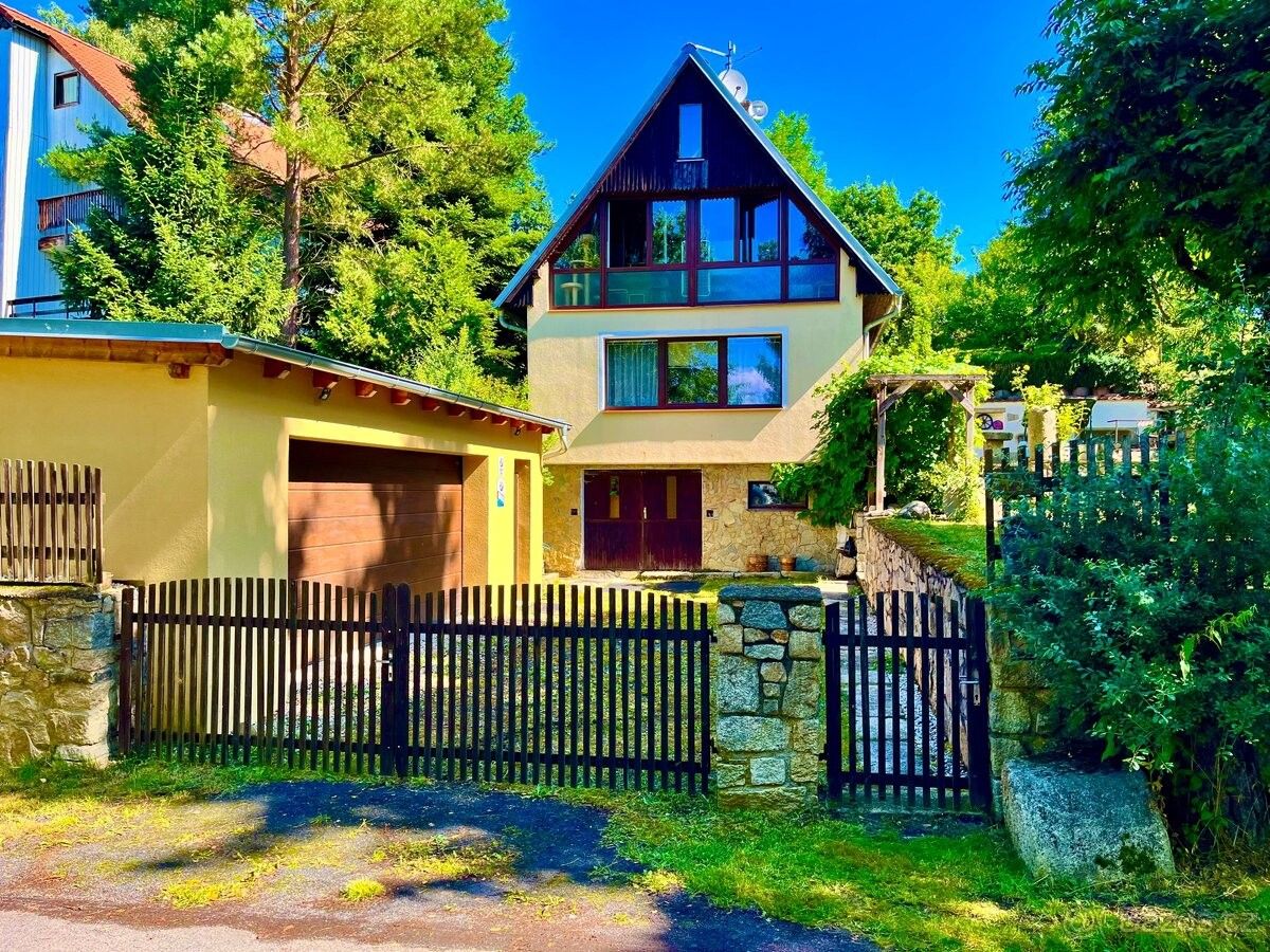 Prodej rodinný dům - Cheb, 350 02