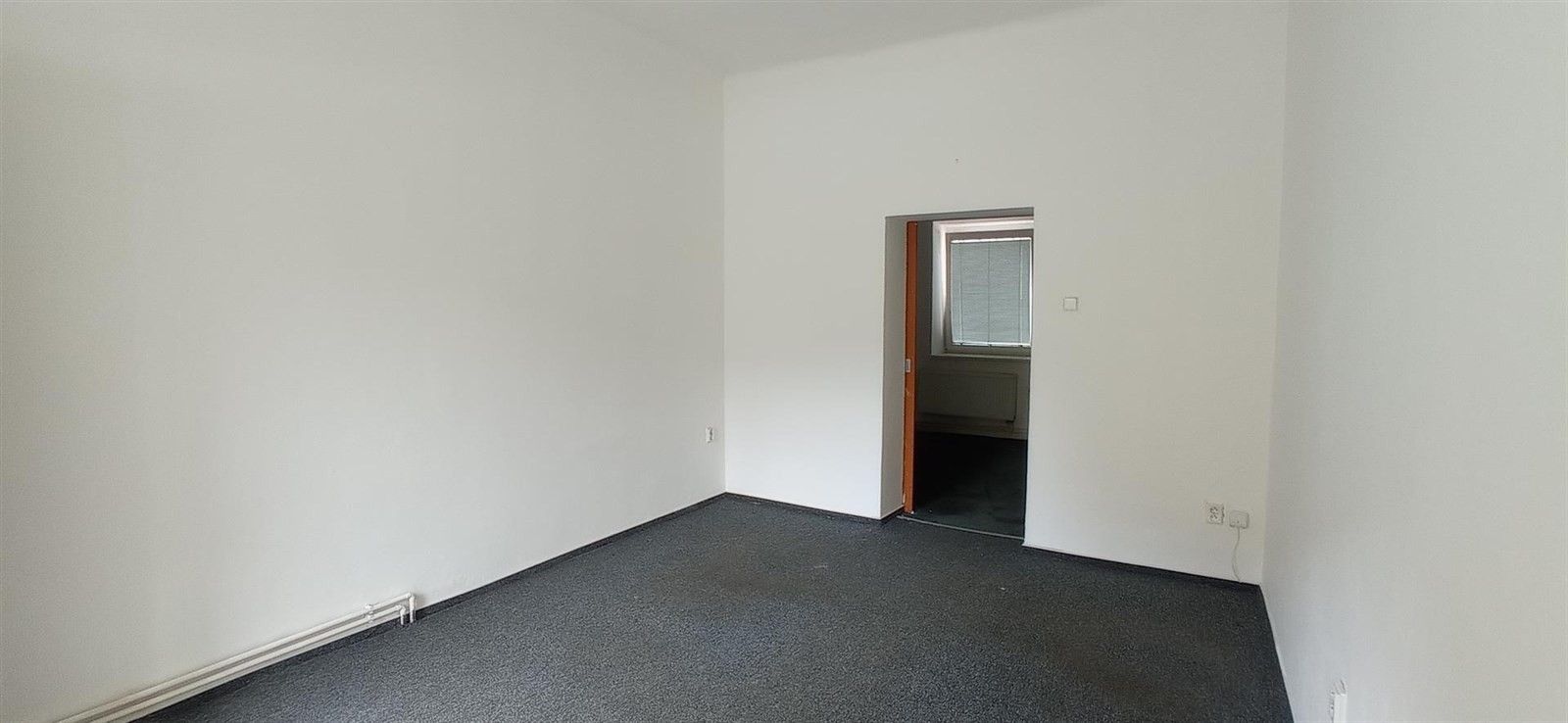 Pronájem obchodní prostory - Dukelská třída  , Brno Husovice, 29 m² - 5