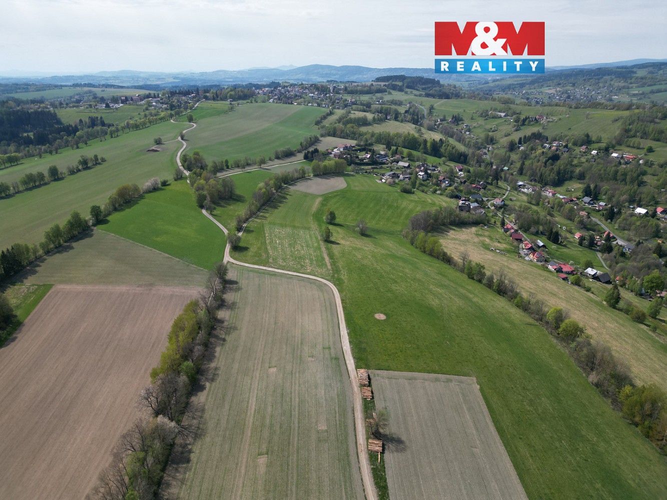 Zemědělský pozemek, 69 163 m²