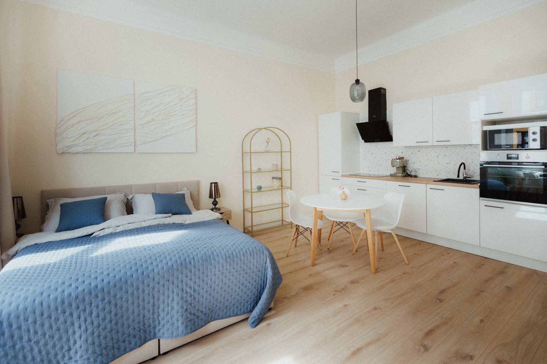 Prodej byt 1+kk - Novákových, Praha, 40 m²