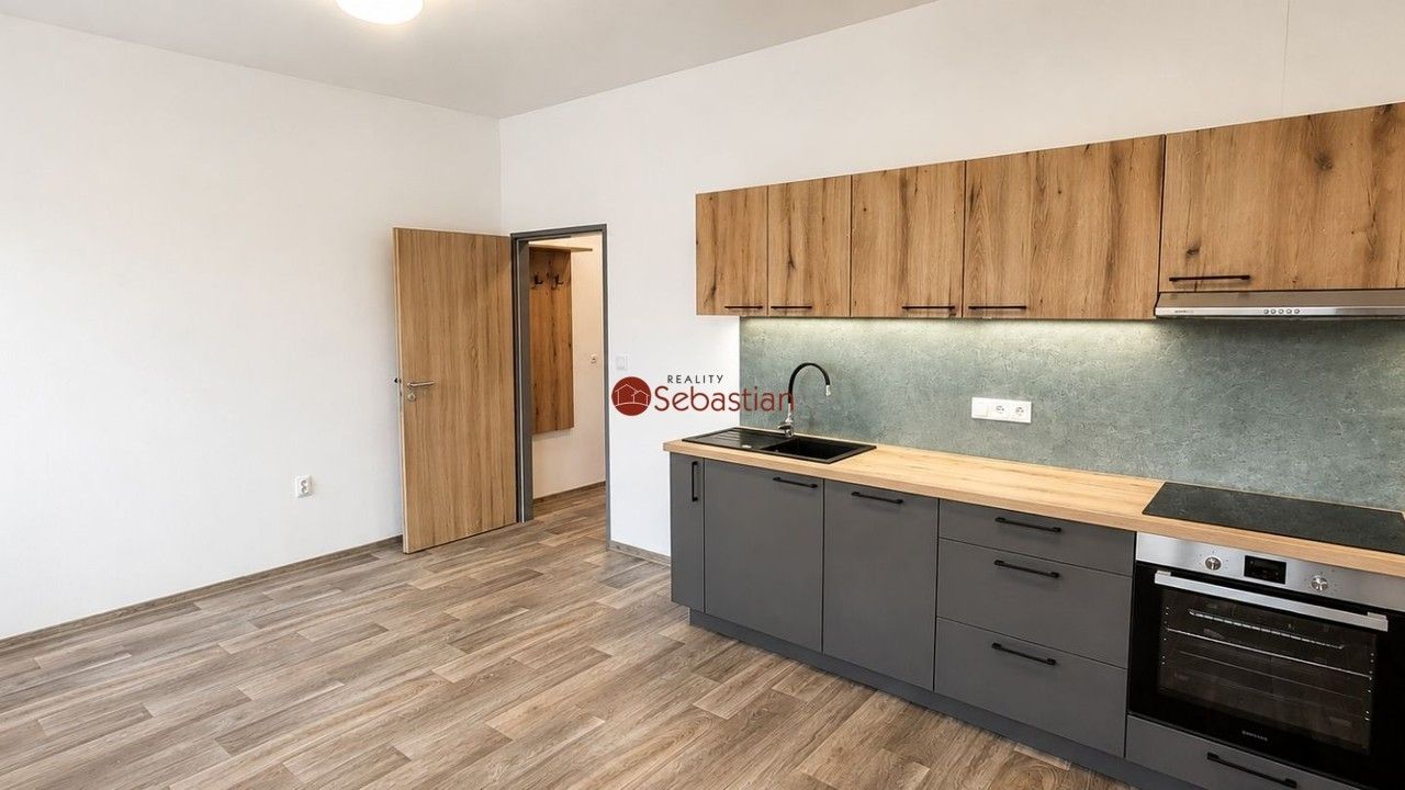 2+kk, Pardubice VIII, Pardubice, 50 m² - 2