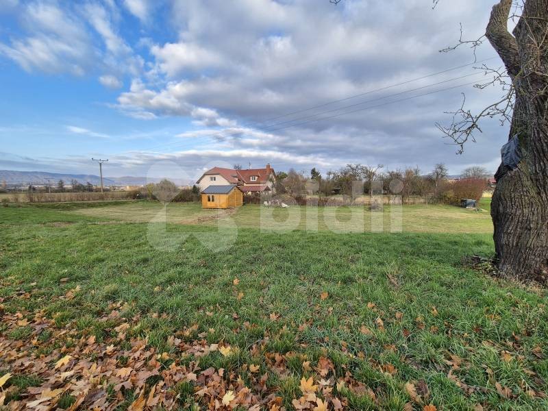Pozemek pro bydlení, 654 m²