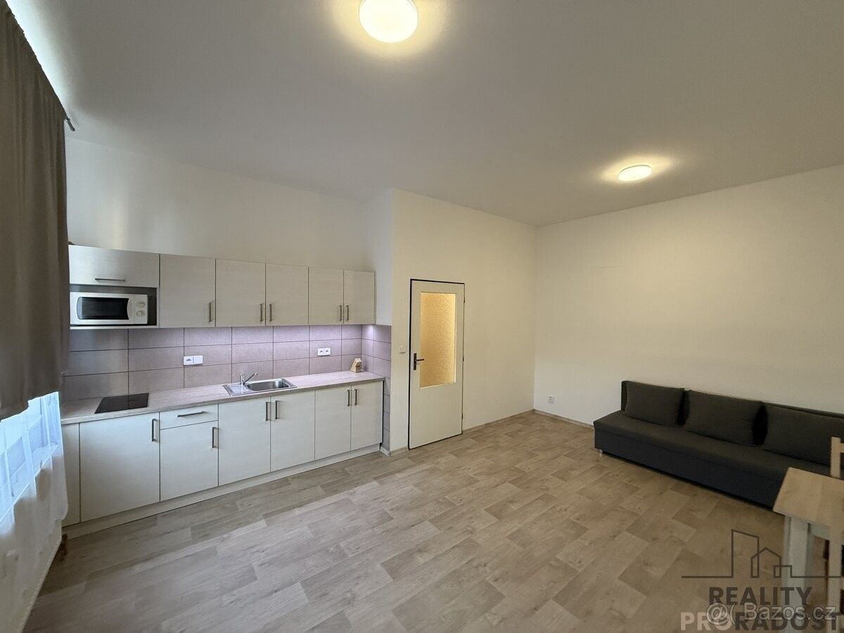 Byty, Břeclav, 691 41