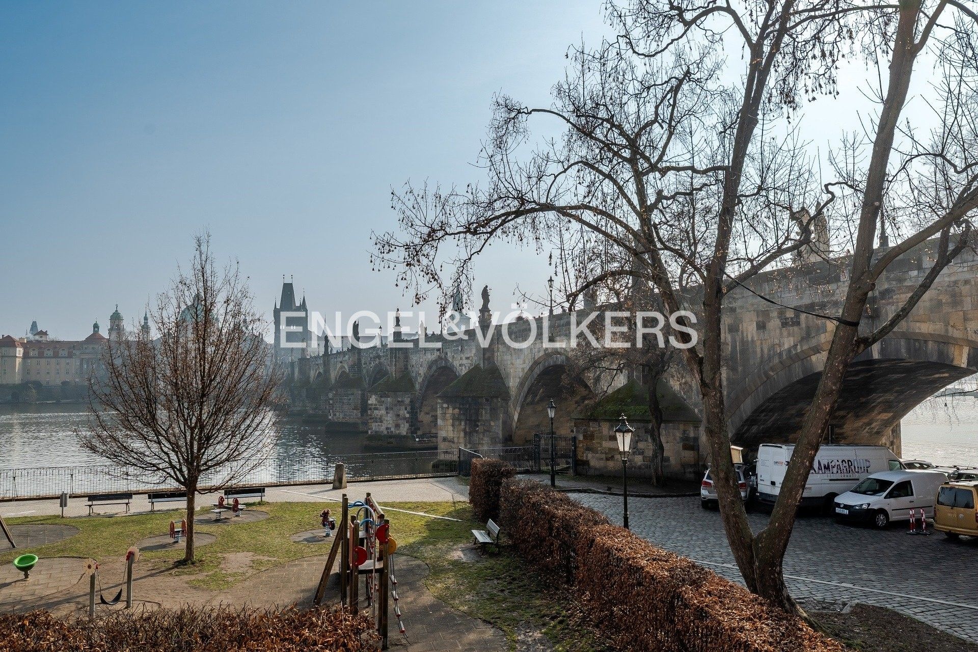 Byt 2+1 · 98 m² · Na Kampě 515, Praha Malá Strana - 3