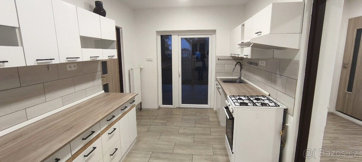 Pronájem byt - Podbořany, 441 01