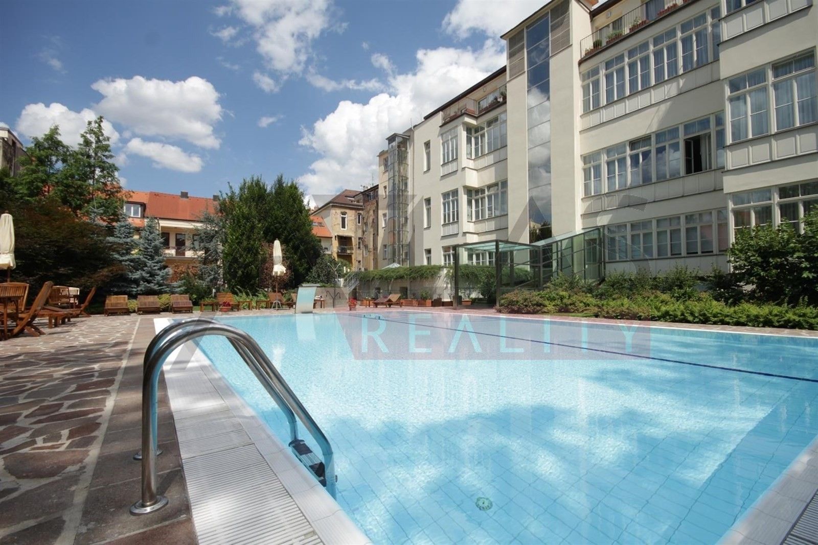 3+kk, Italská, Praha, 92 m²