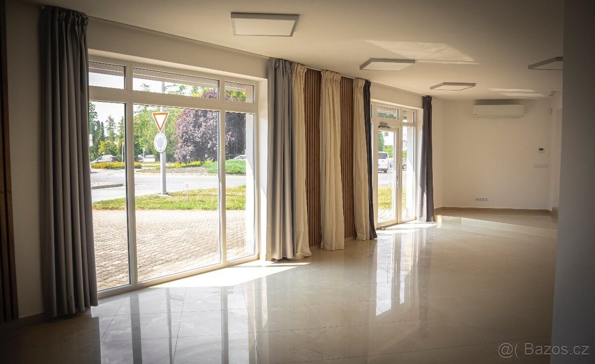 Obchodní prostory · Chrudim, 537 01 - 3
