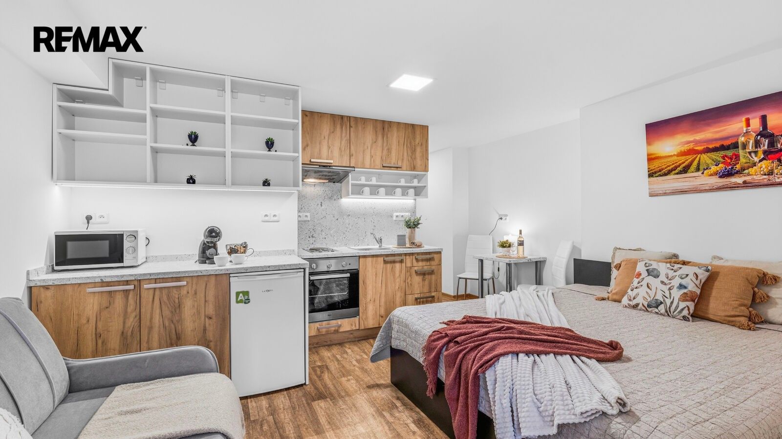 Prodej ubytovací zařízení - Nádražní 318, Zaječí, 536 m² - 2