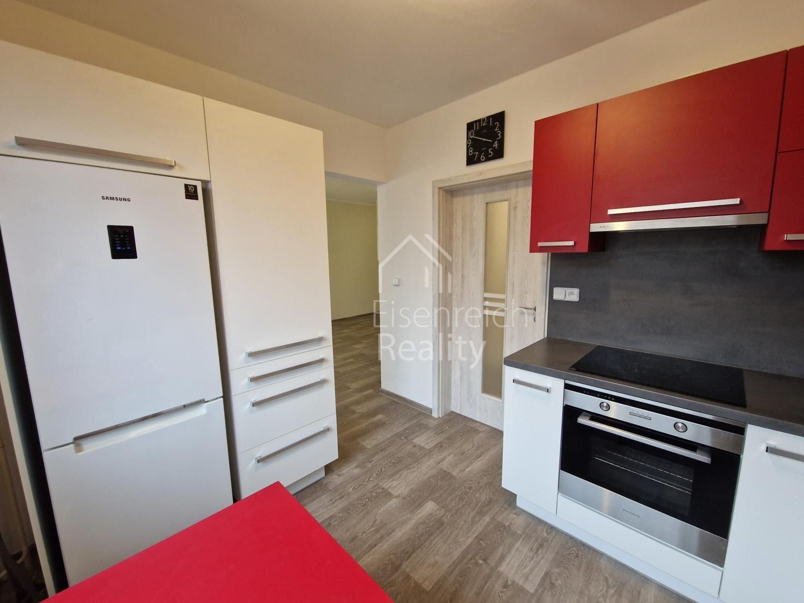 3+1, Sekaninova, Hradec Králové, 77 m²