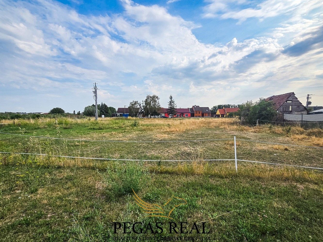 Pozemek pro bydlení, 3 268 m²