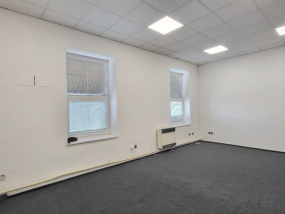 Kanceláře, Brno, 619 00