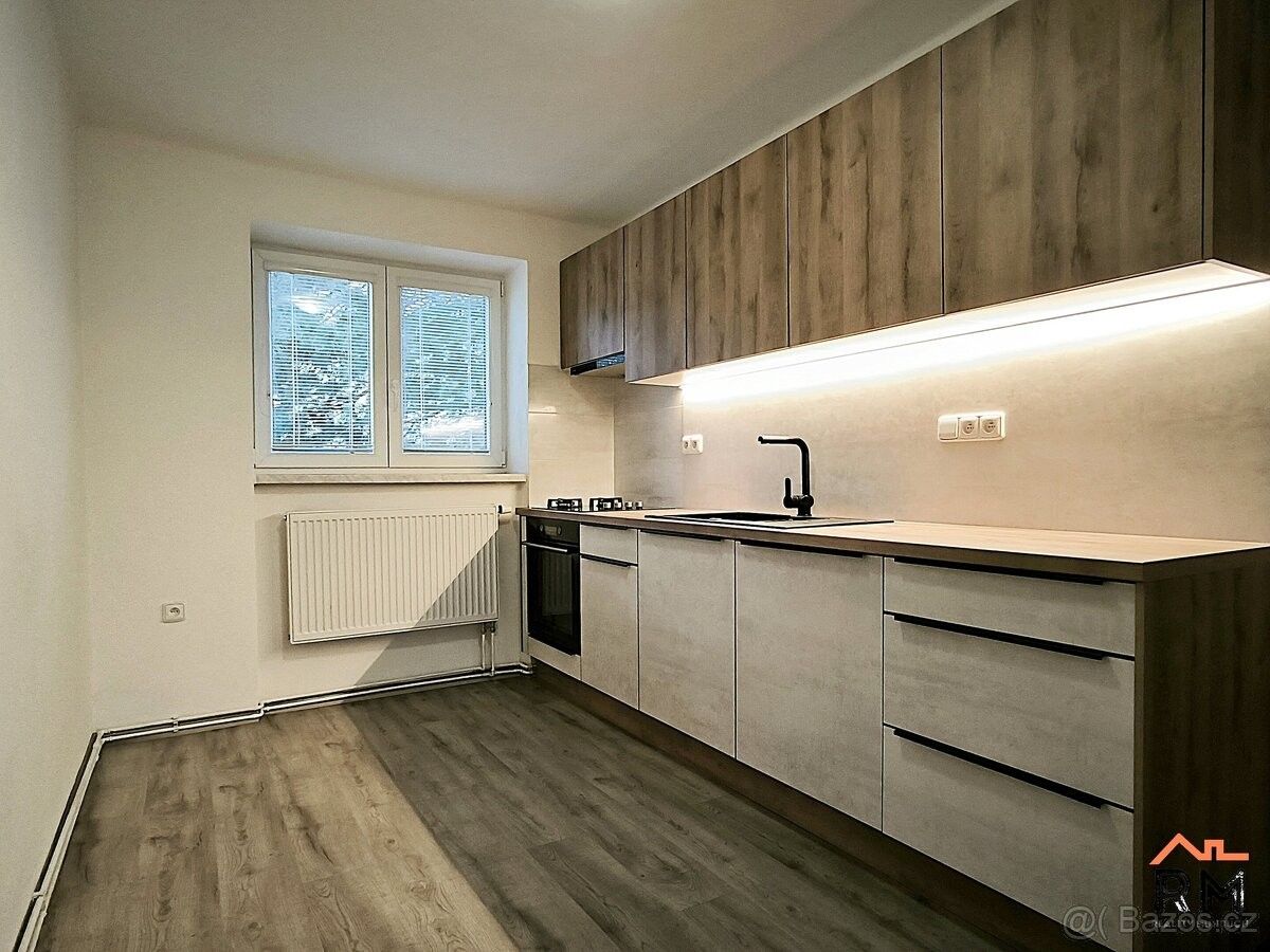 Pronájem byt - Jihlava, 586 01