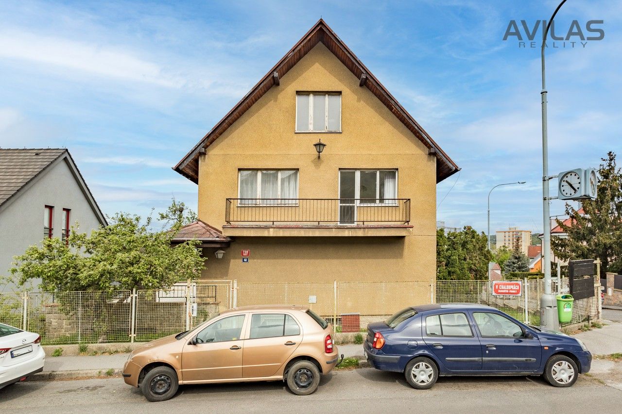 Rodinný dům · 318 m² · V chaloupkách, Praha - 4