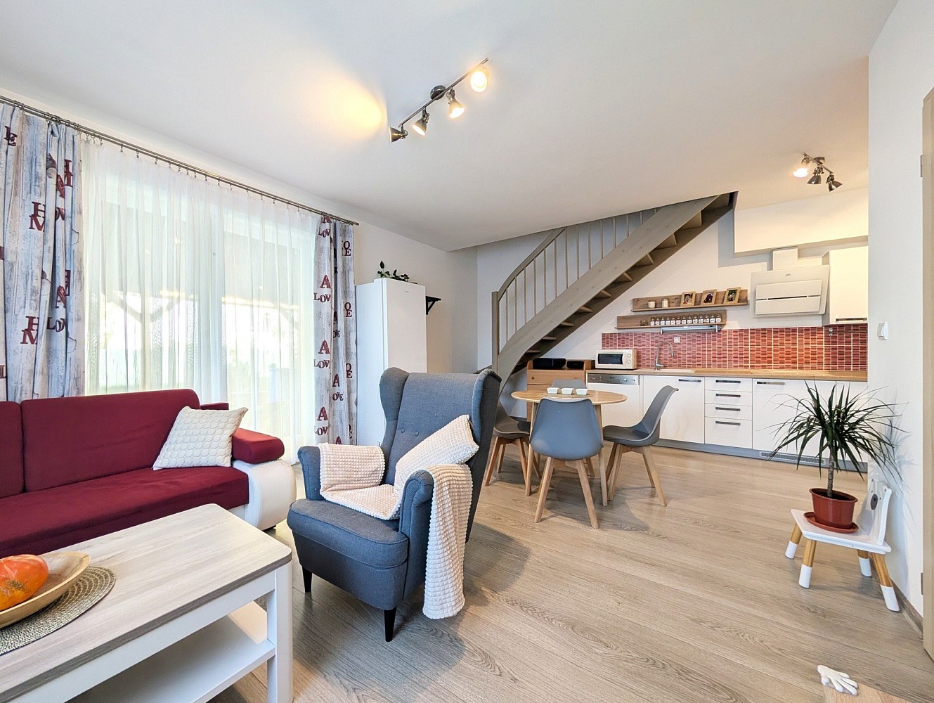 3+kk, Chotětov - Hřivno, okres Mladá Boleslav, 72 m² - 1