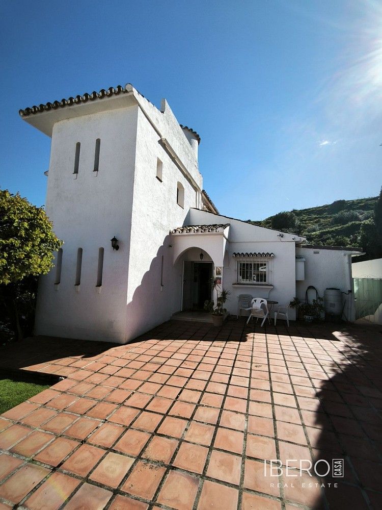 Rodinný dům · 218 m² · Cerros del Aguila, ES - 4