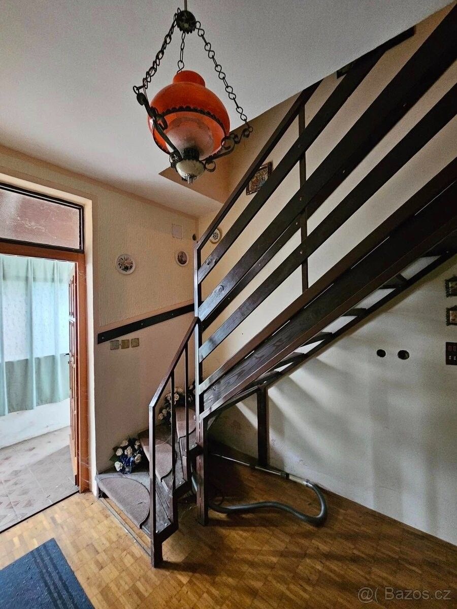 Prodej rodinný dům - 987 66, Zahraničí