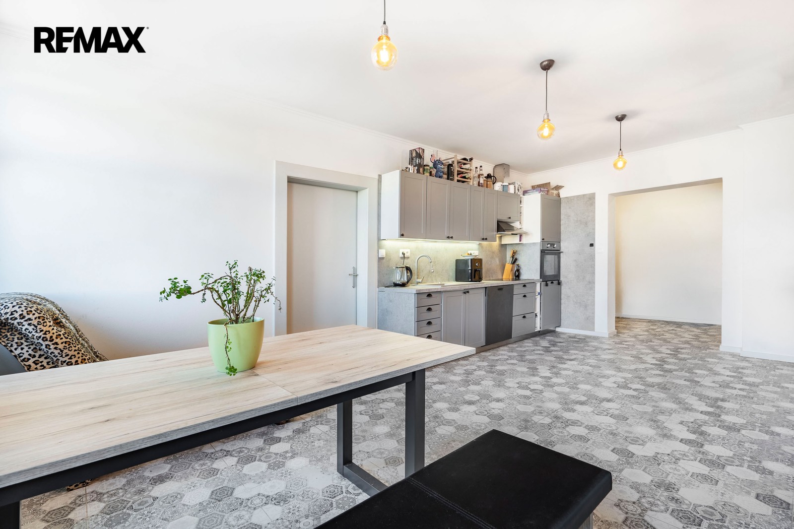 Byt 3+kk · 94 m² · Bulharská 688, Karlovy Vary - 3