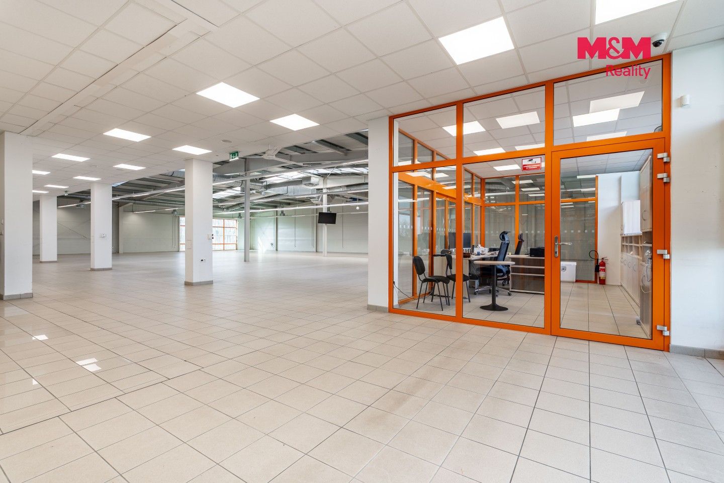 Obchodní prostory, Brněnská, Žďár nad Sázavou, 1 224 m² - 2