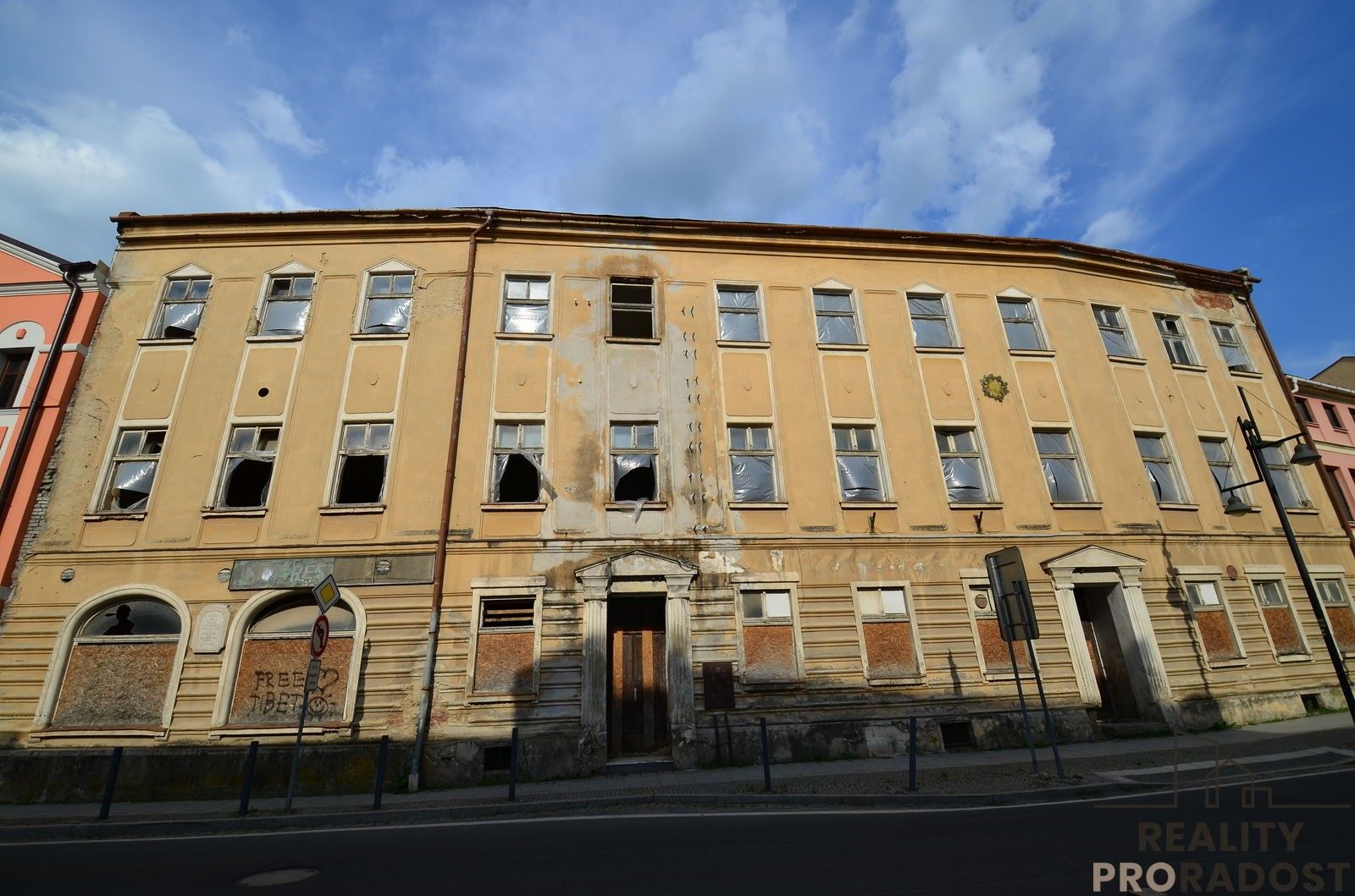 Ubytovací zařízení, nám. Svobody 50, Zlaté Hory, 2 512 m² - 2