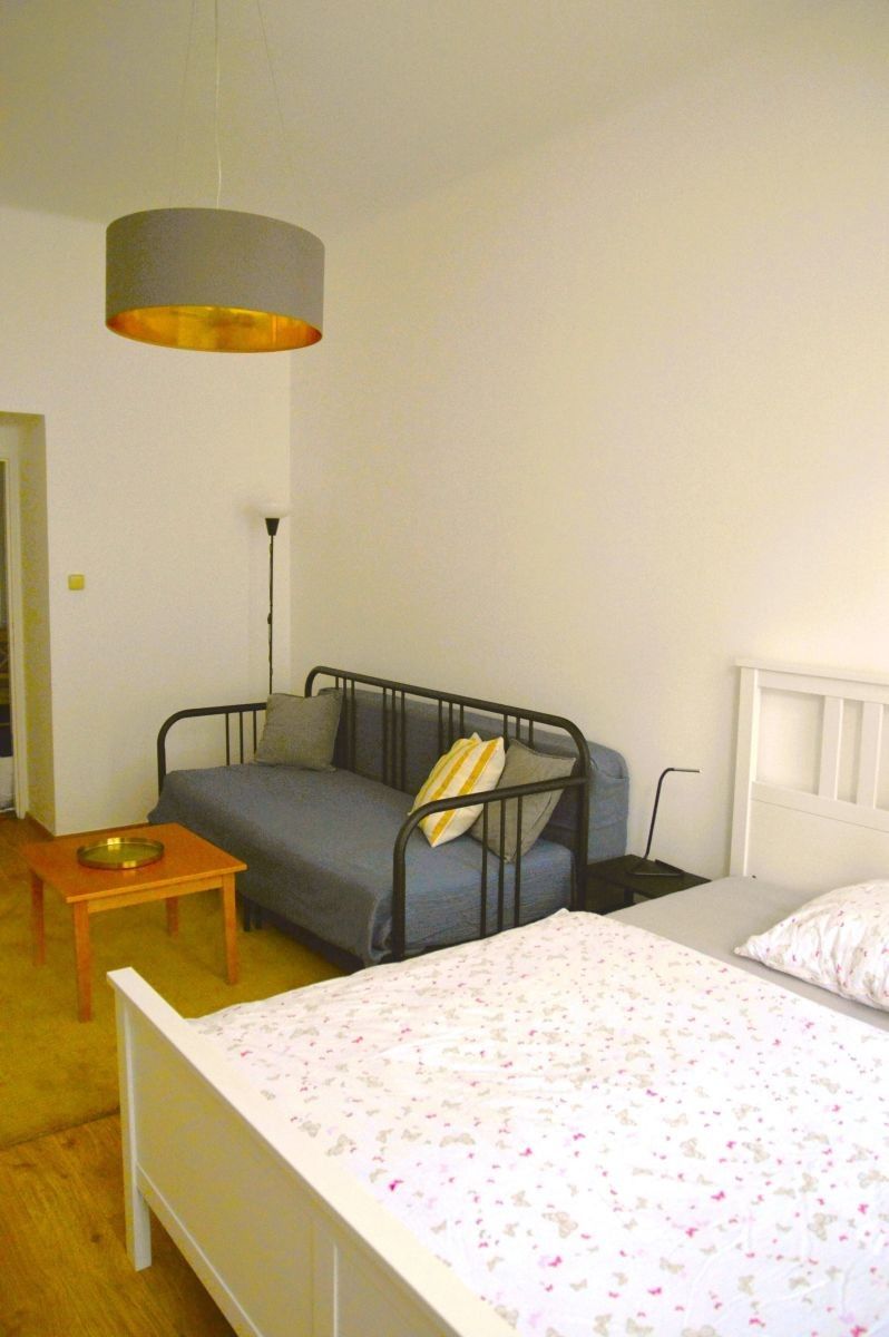 Pronájem byt - Seifertova, Praha - Žižkov, 33 m² - 5