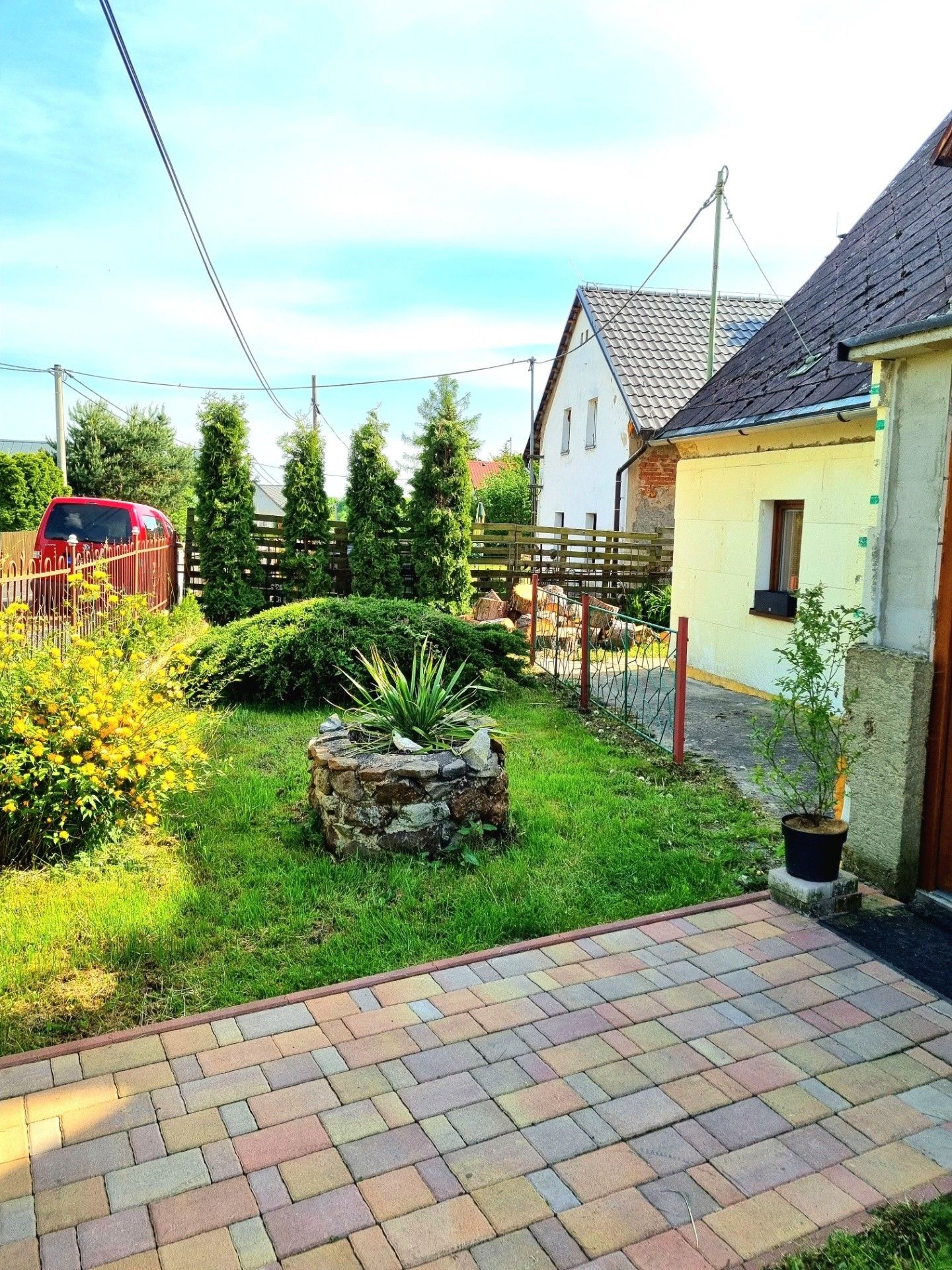 Prodej rodinný dům - Žďárek, Libouchec, 312 m²