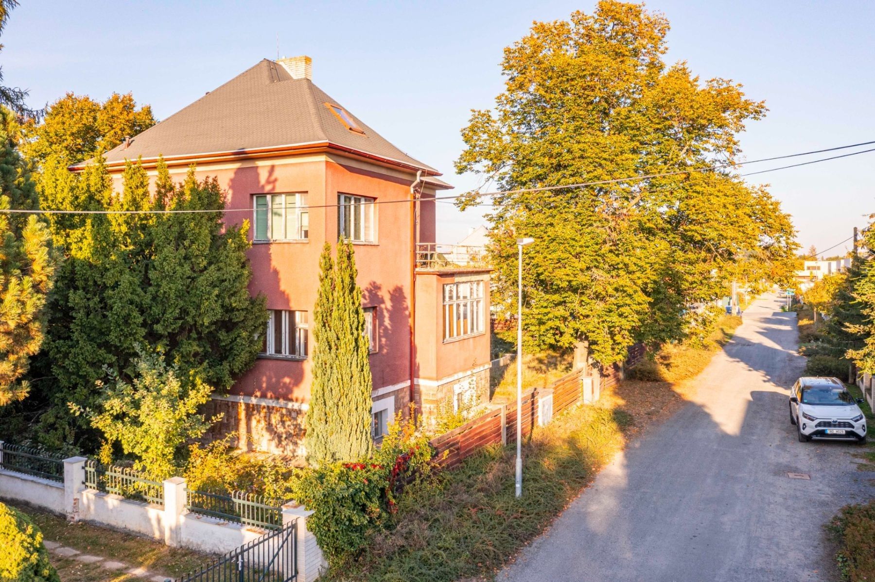 Rodinné domy, Poděbradova, Úvaly - Úvaly u Prahy, Středočeský kraj, 324 m² - 2