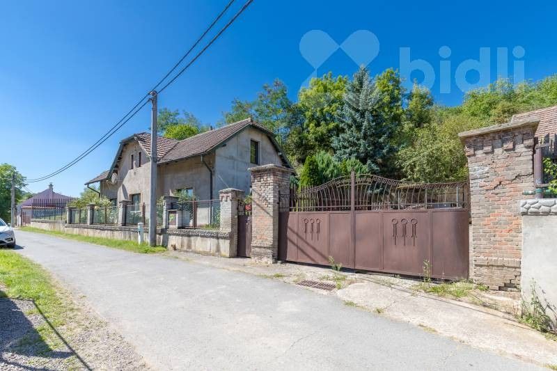 Rodinné domy, Mozolín, Koleč, 240 m²