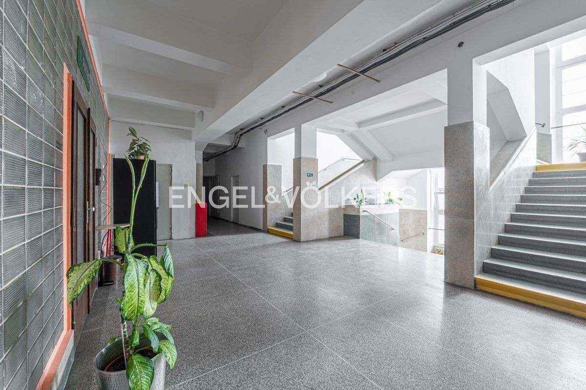 Pronájem kancelář - Nademlejnská, Praha, 25 m²