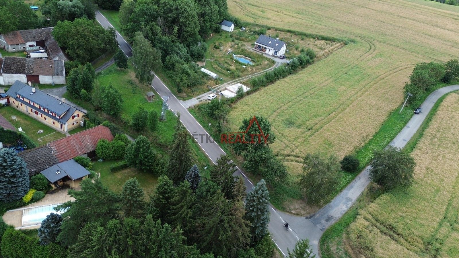 Pozemek pro bydlení · 6 561 m² · Broumovice, Neustupov - 4