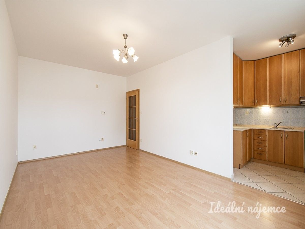 2+kk, Ke zvoničce, Praha, 46 m²