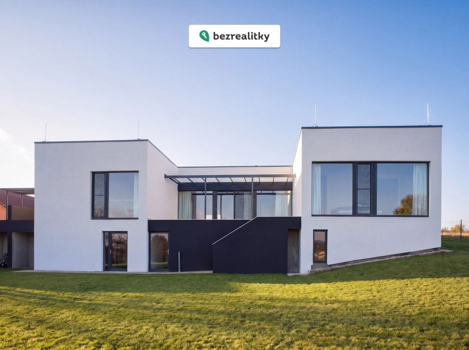Rodinné domy, Travčice Nučničky, 236 m² - 1