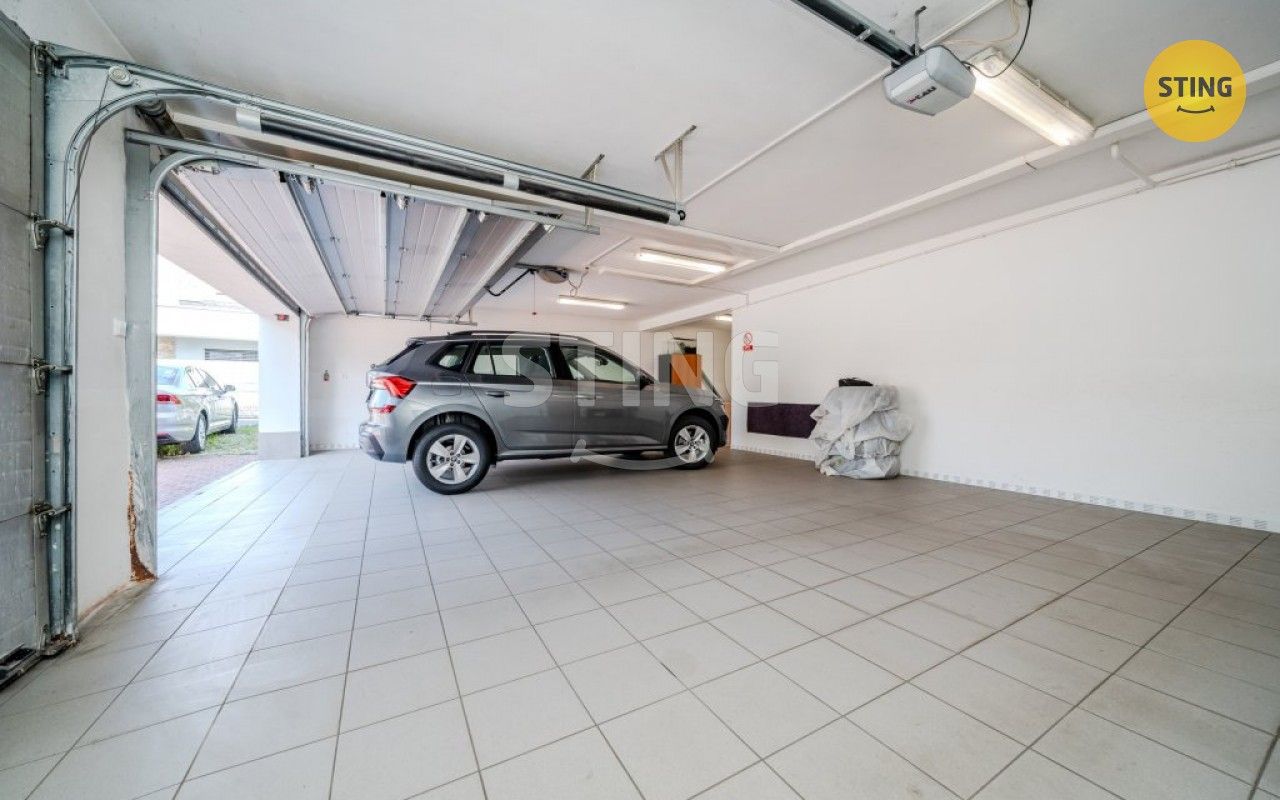 Pronájem kancelář - Starobělská, Ostrava, 250 m²