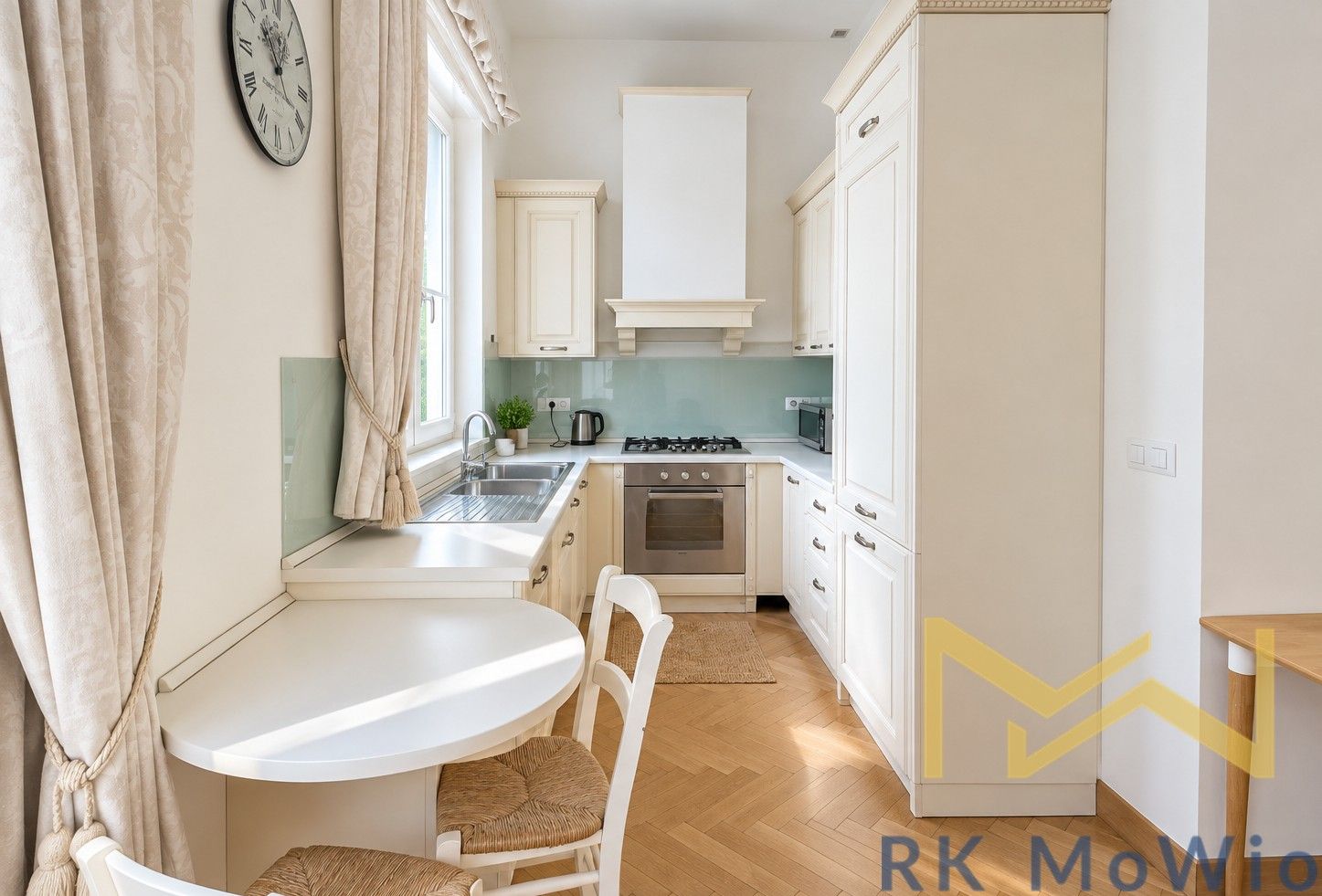 3+kk, Italská, Praha, 110 m² - 1