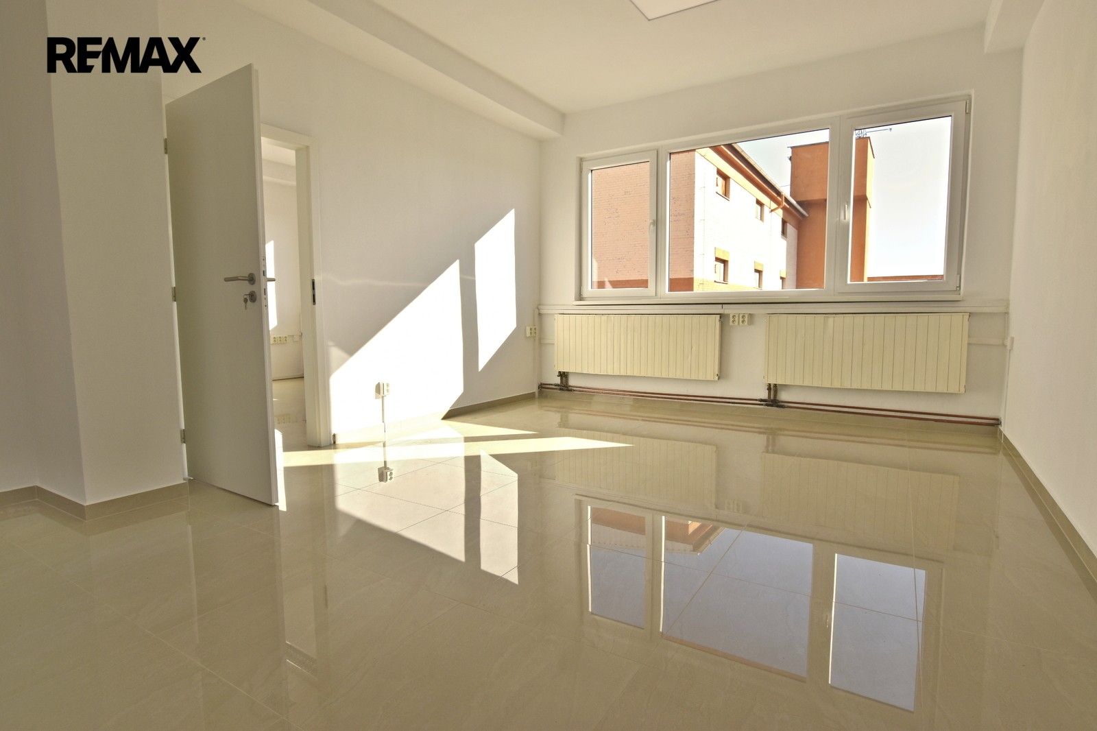 Kanceláře, Rudolfovská tř. 464, České Budějovice 4, 20 m² - 2