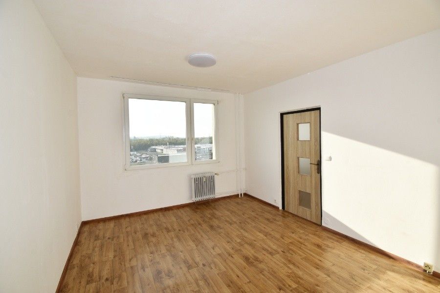 Pronájem byt - Chomutov, 430 04