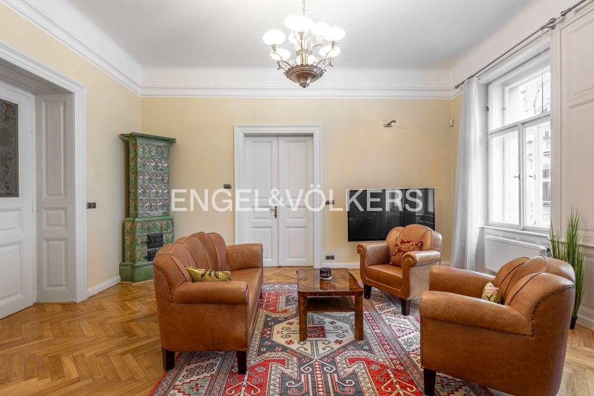 Pronájem byt 4+1 - Široká, Praha, 135 m²