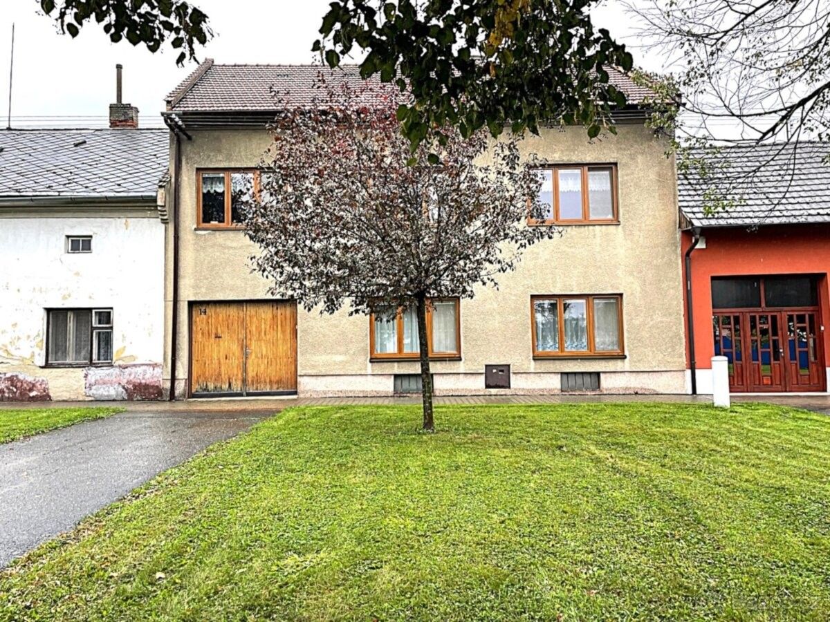 Rodinné domy, Tlumačov, 763 62