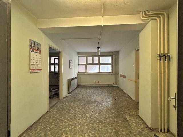 Prodej komerční - Rijeka, HR, 1 200 m² - 5