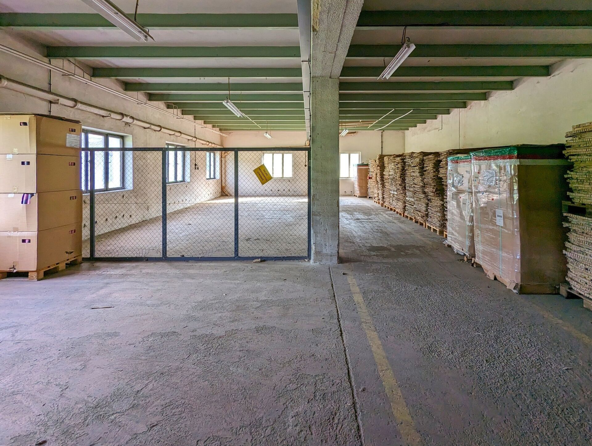 Sklady, Plavy, 490 m² - 1