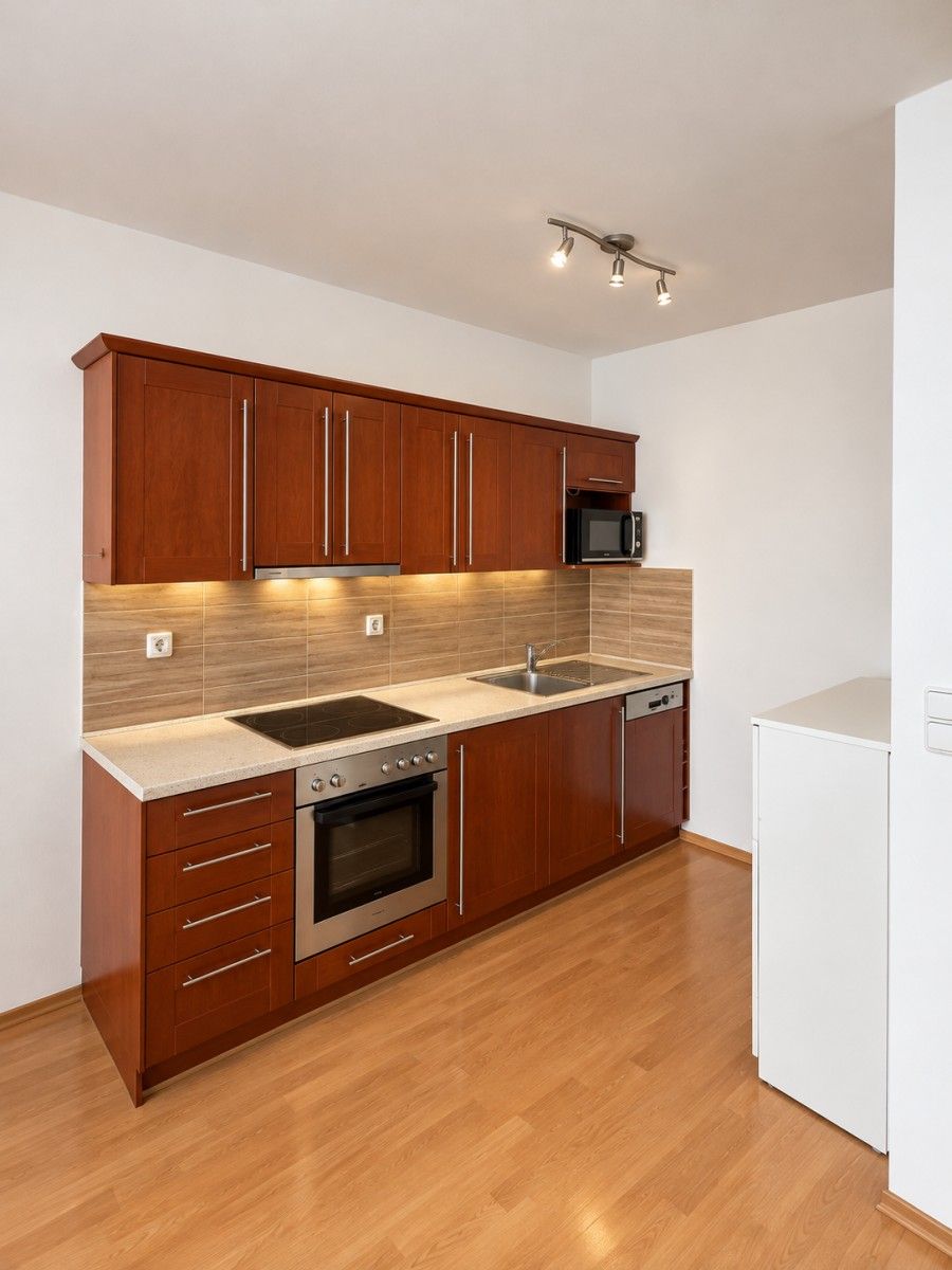 Pronájem byt 2+kk - Berlínská, Praha - Hostivař, 48 m² - 2