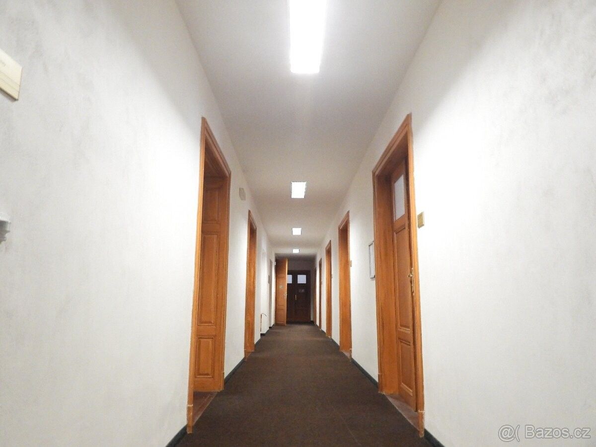Kancelář · Jihlava, 586 01 - 4